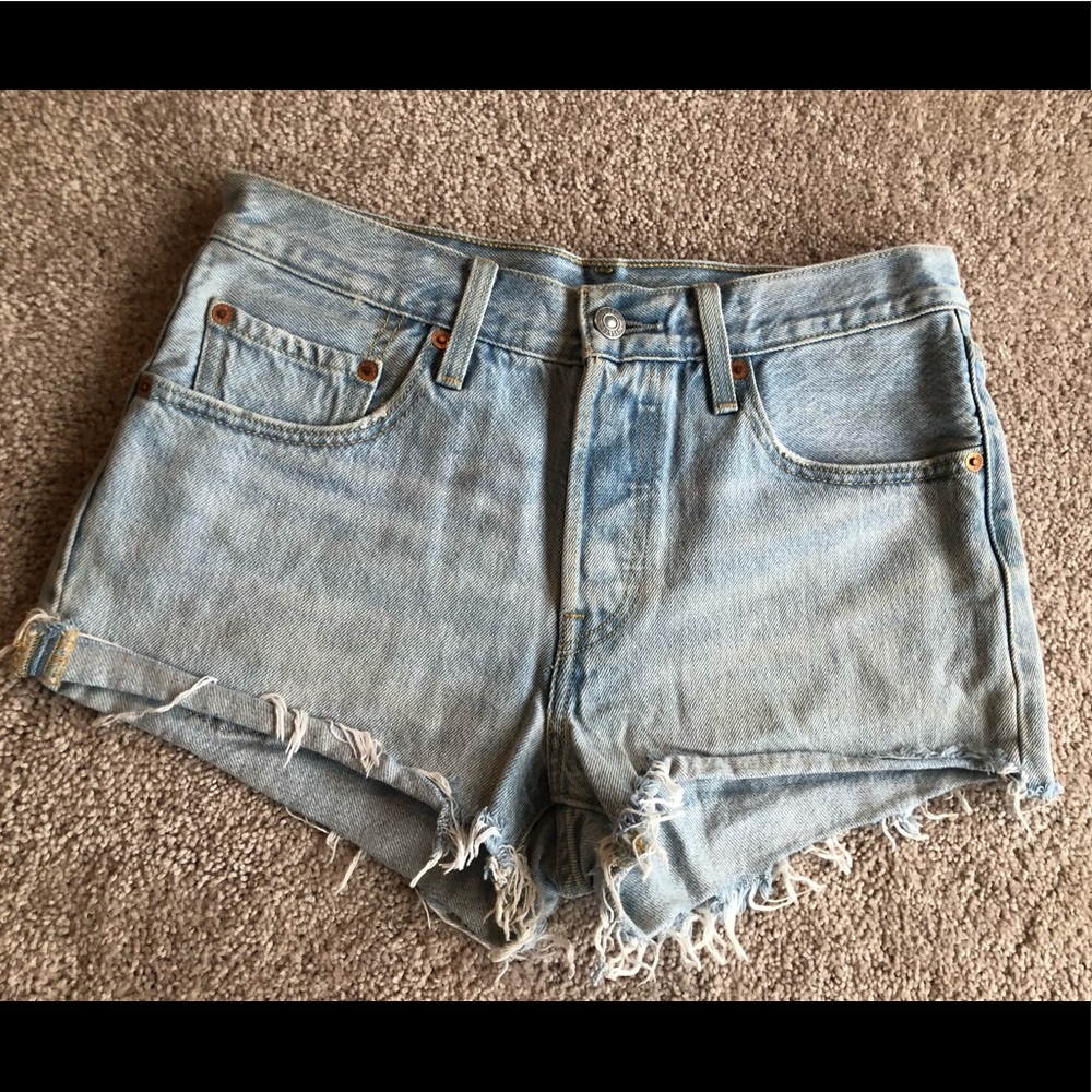 Levi’s distressed high waisted shorts